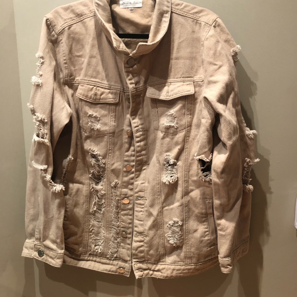 Tan denim jean jacket NWOT